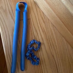 Satin Heatless Curler with Mini Scrunchies